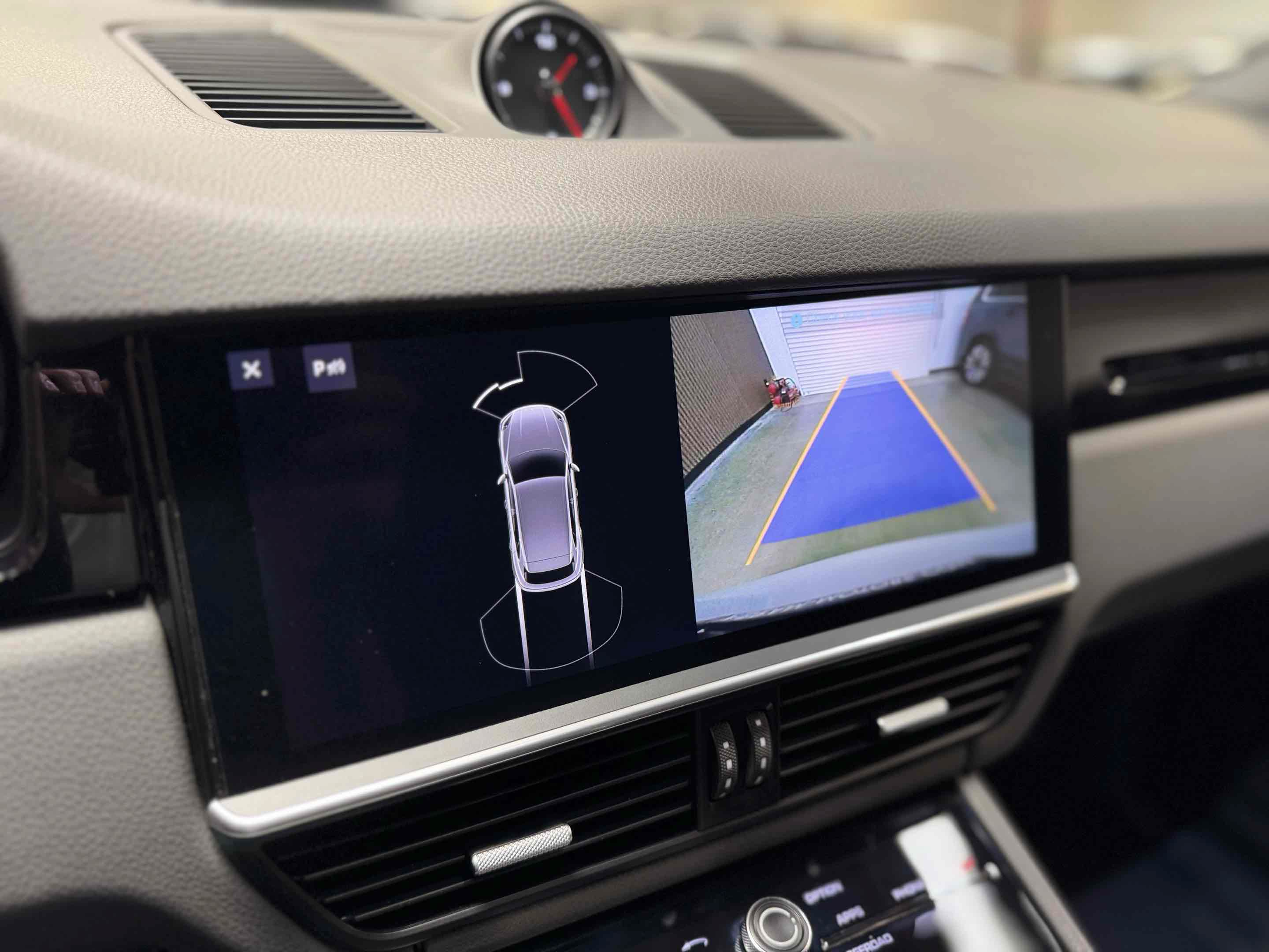 Used 2019 Porsche Cayenne AWD/4WD image 10