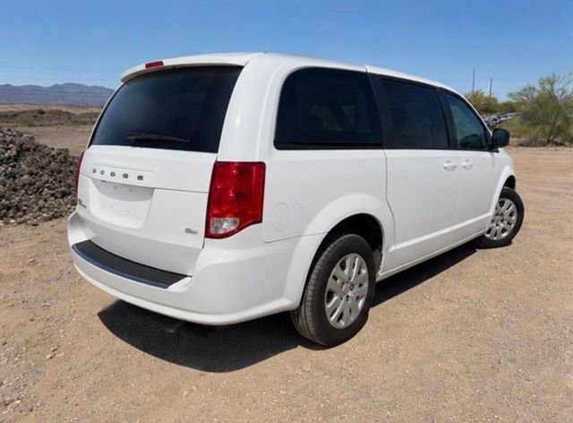 Used 2016 Dodge Grand Caravan SE w/ Quick Order Package 29E SE FWD image 3