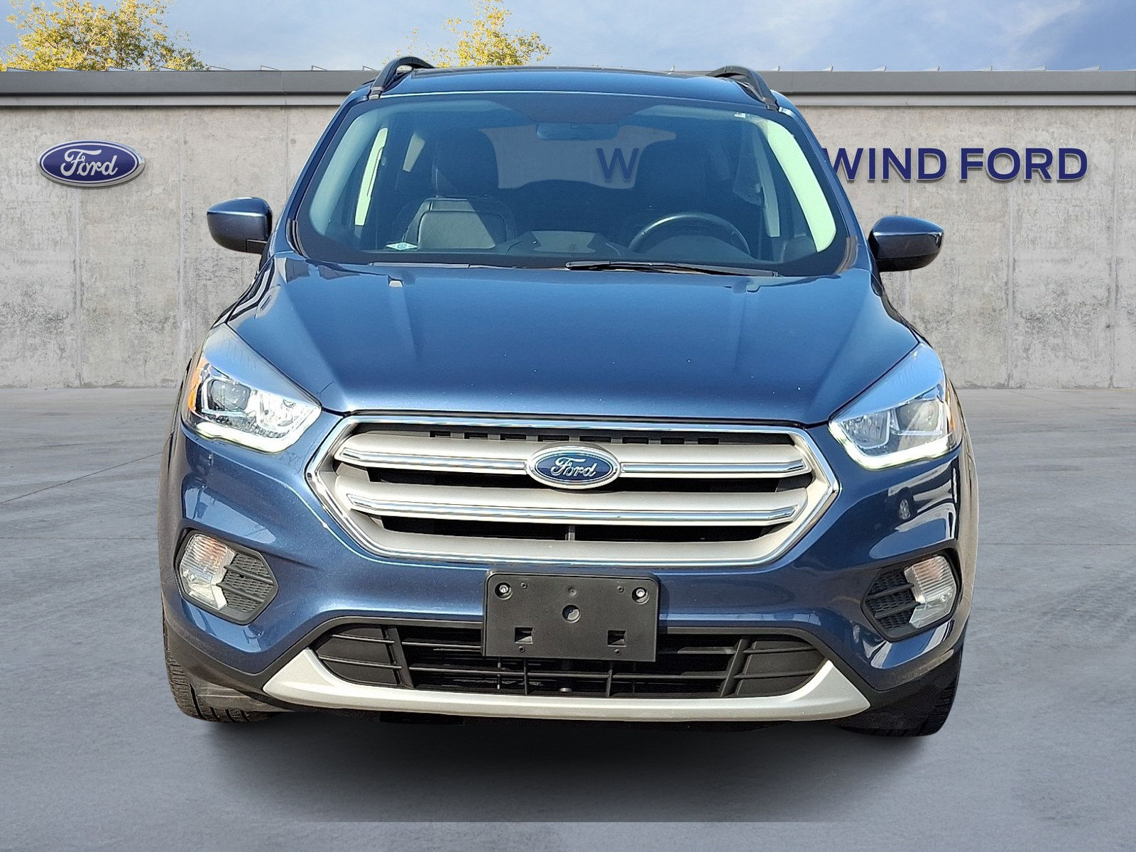 Used 2018 Ford Escape SEL FWD image 2