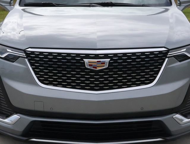 Certified 2023 Cadillac XT6 Premium Luxury FWD image 8