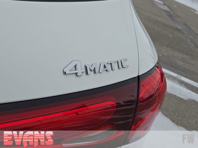 Used 2023 Mercedes-Benz GLC 300 4MATIC image 3