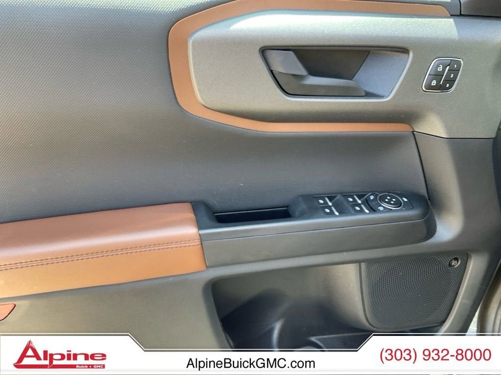 Used 2025 Ford Bronco Sport Outer Banks w/ Outer Banks Tech Package+ AWD/4WD image 19