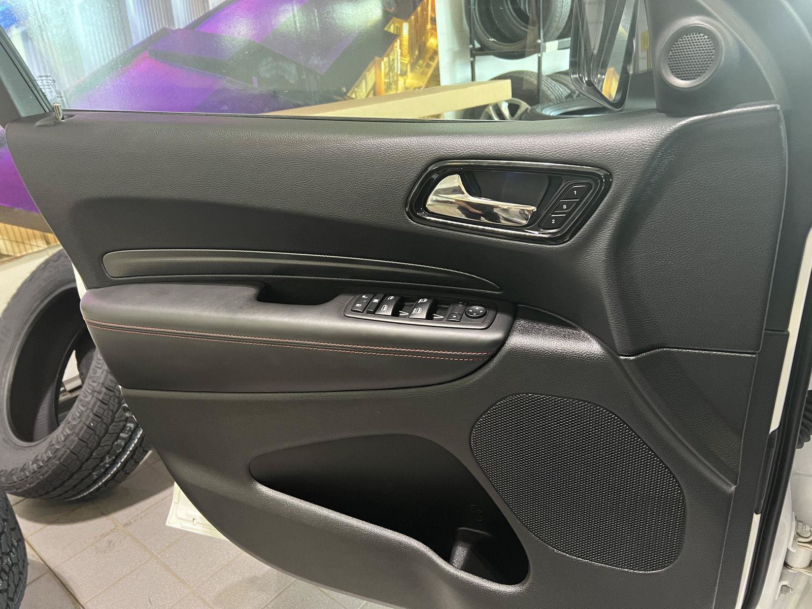 Used 2025 Dodge Durango R/T AWD/4WD image 11