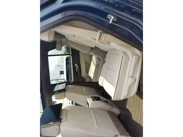 New 2026 GMC Yukon Denali w/ Denali Reserve Package AWD/4WD image 10