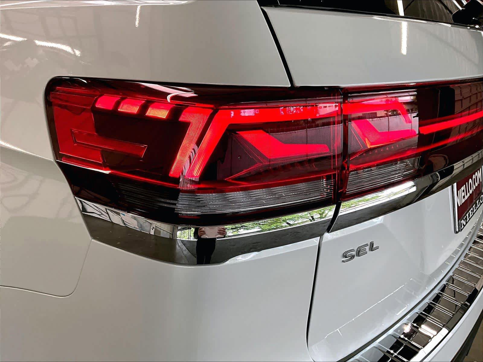 New 2026 Volkswagen Atlas SEL AWD/4WD image 24