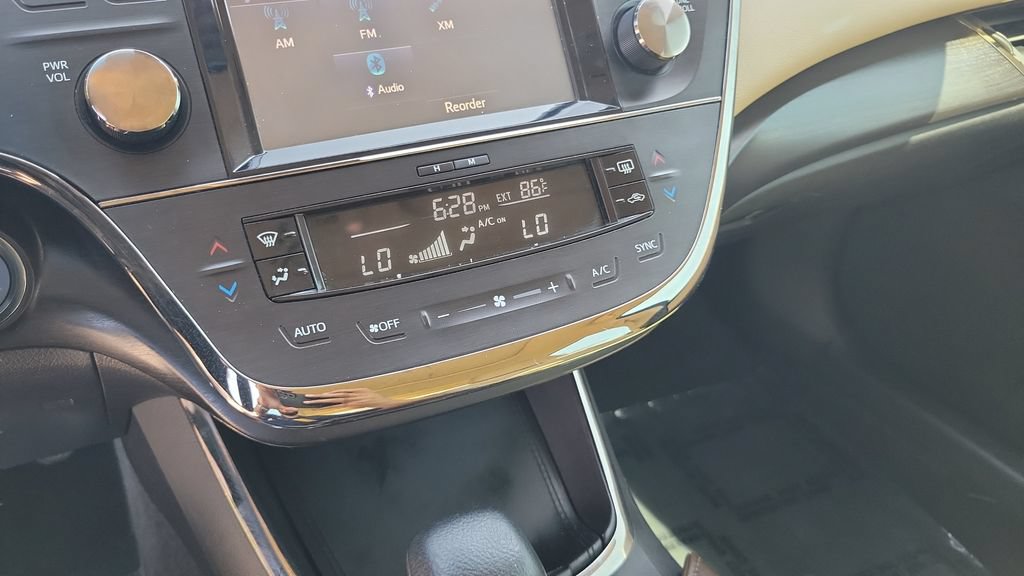 Used 2017 Toyota Avalon XLE Plus w/ Carpet Mat Package FWD image 14