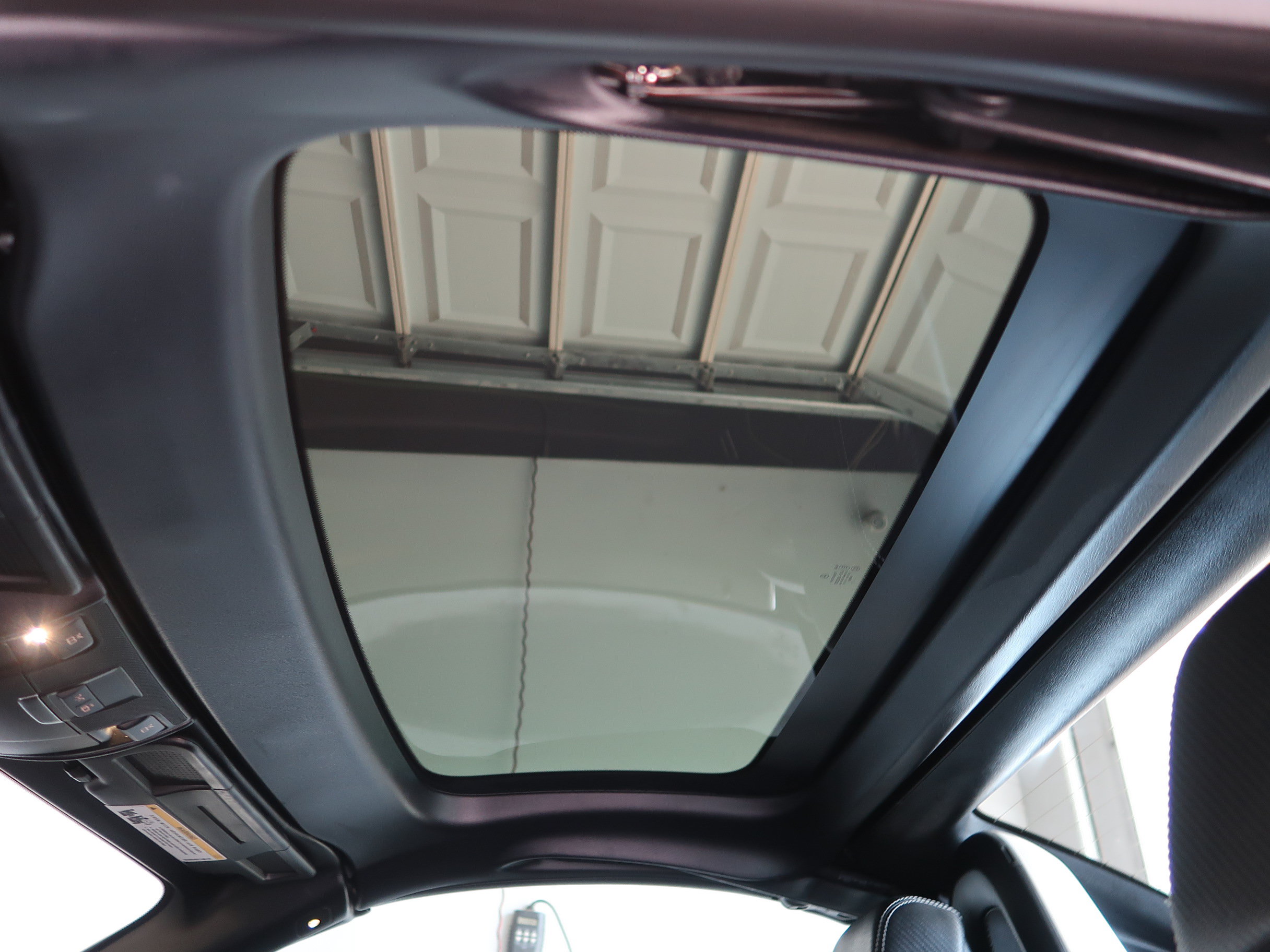 Used 2015 Mercedes-Benz SLK 250 image 32