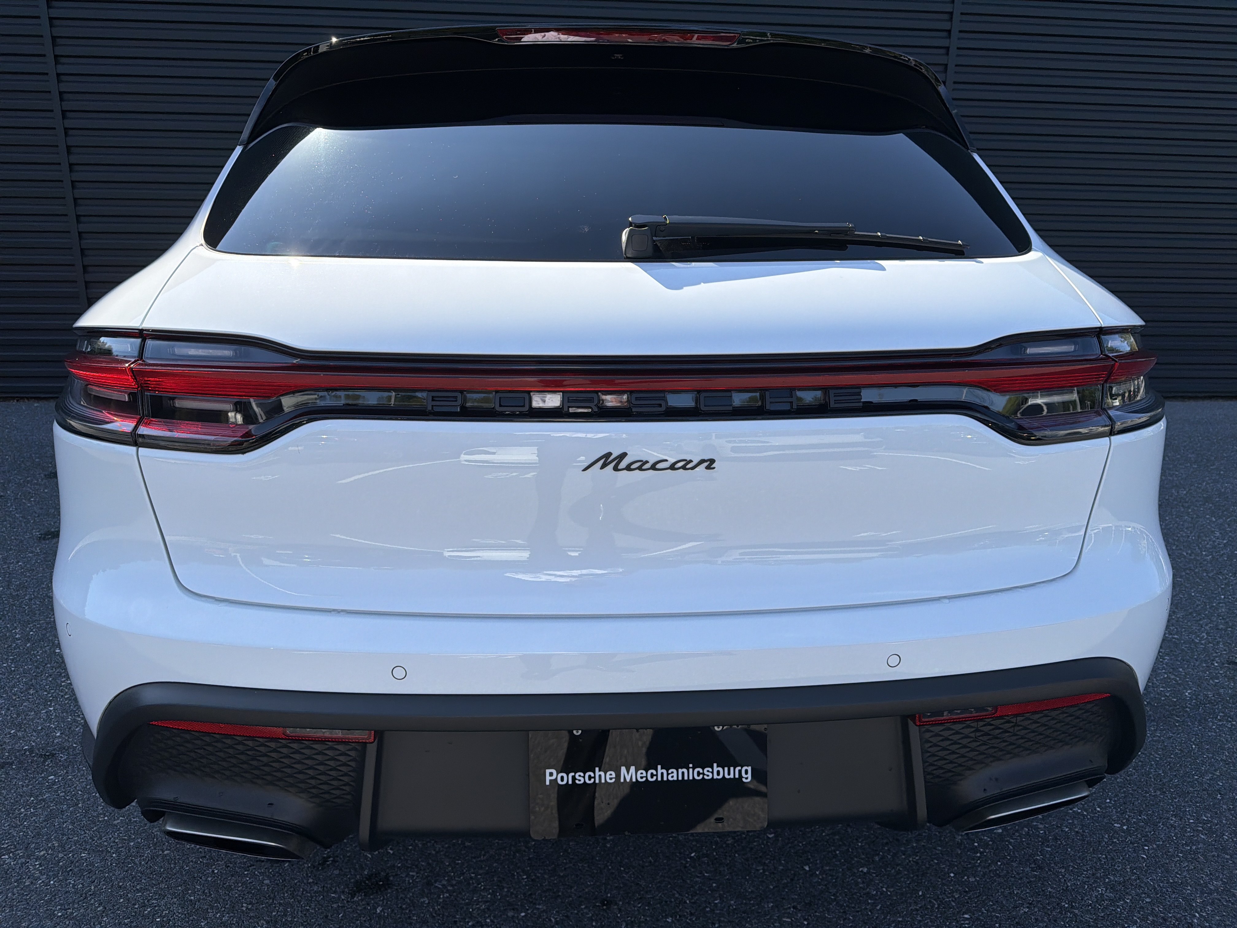 New 2026 Porsche Macan AWD/4WD image 27