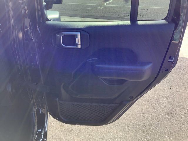 Used 2018 Jeep Wrangler Unlimited Sport S image 34