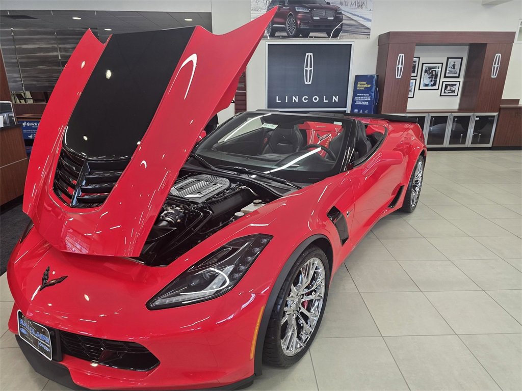Used 2015 Chevrolet Corvette Z06 w/ 3LZ Preferred Equipment Group image 17