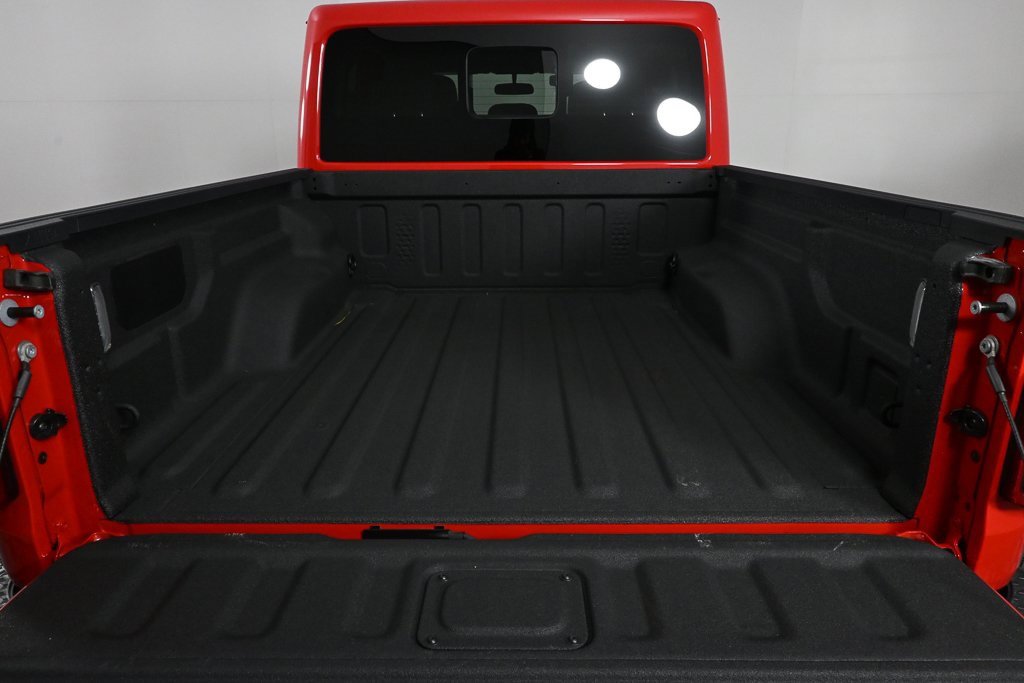 Used 2025 Jeep Gladiator Sport image 26