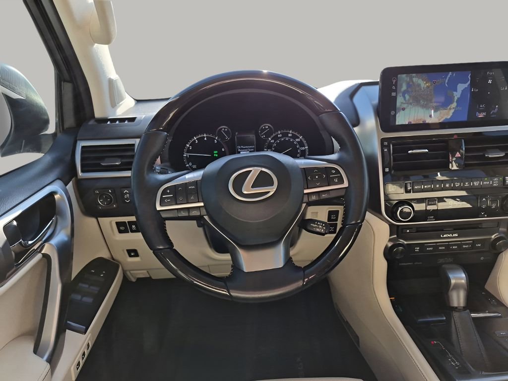 Used 2023 Lexus GX 460 Luxury w/ Sport Design Package image 25