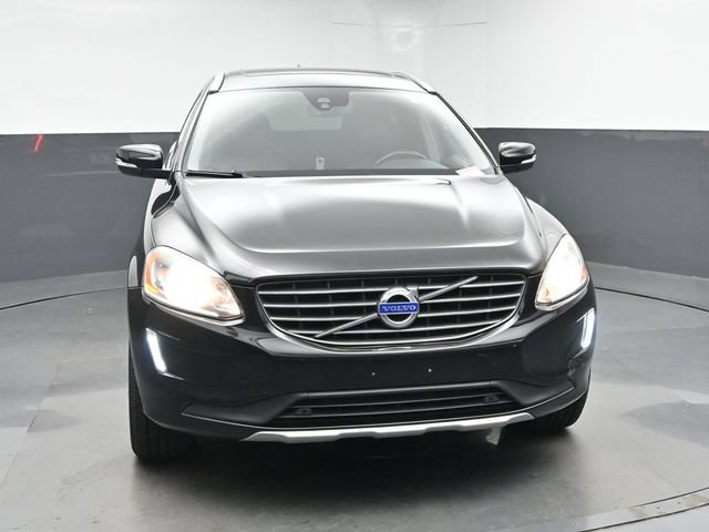 Used 2016 Volvo XC60 T6 w/ Protection Package FWD image 2