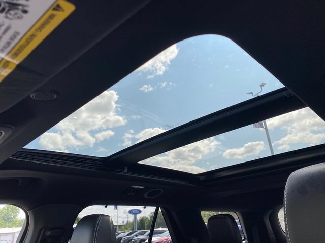 Used 2021 Ford Explorer ST w/ Equipment Group 401A AWD/4WD image 32