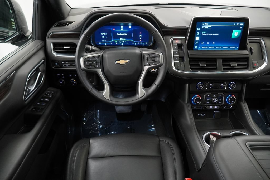 Used 2022 Chevrolet Tahoe LT w/ Luxury Package AWD/4WD image 14