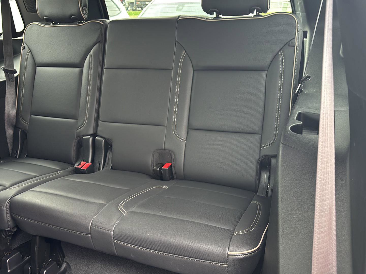 Used 2024 GMC Yukon SLT image 20