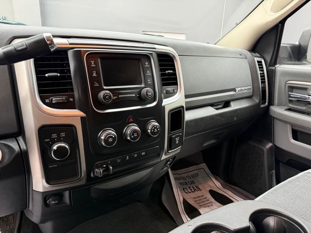 Used 2017 RAM 3500 Big Horn AWD/4WD image 12
