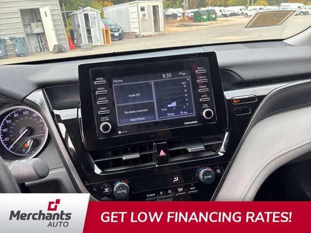 Used 2024 Toyota Camry LE FWD image 11