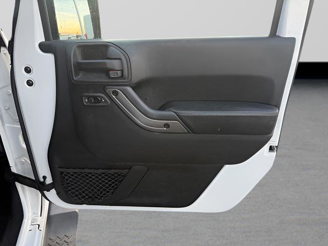 Used 2018 Jeep Wrangler Unlimited Sahara image 26