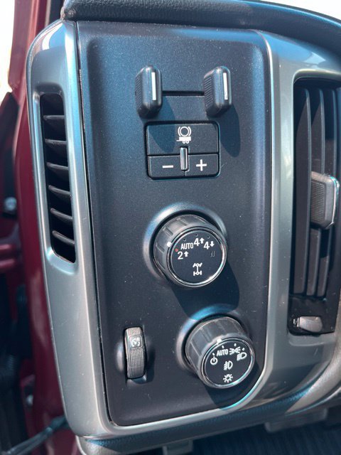 Used 2018 Chevrolet Silverado 1500 LTZ w/ Texas Edition AWD/4WD image 14