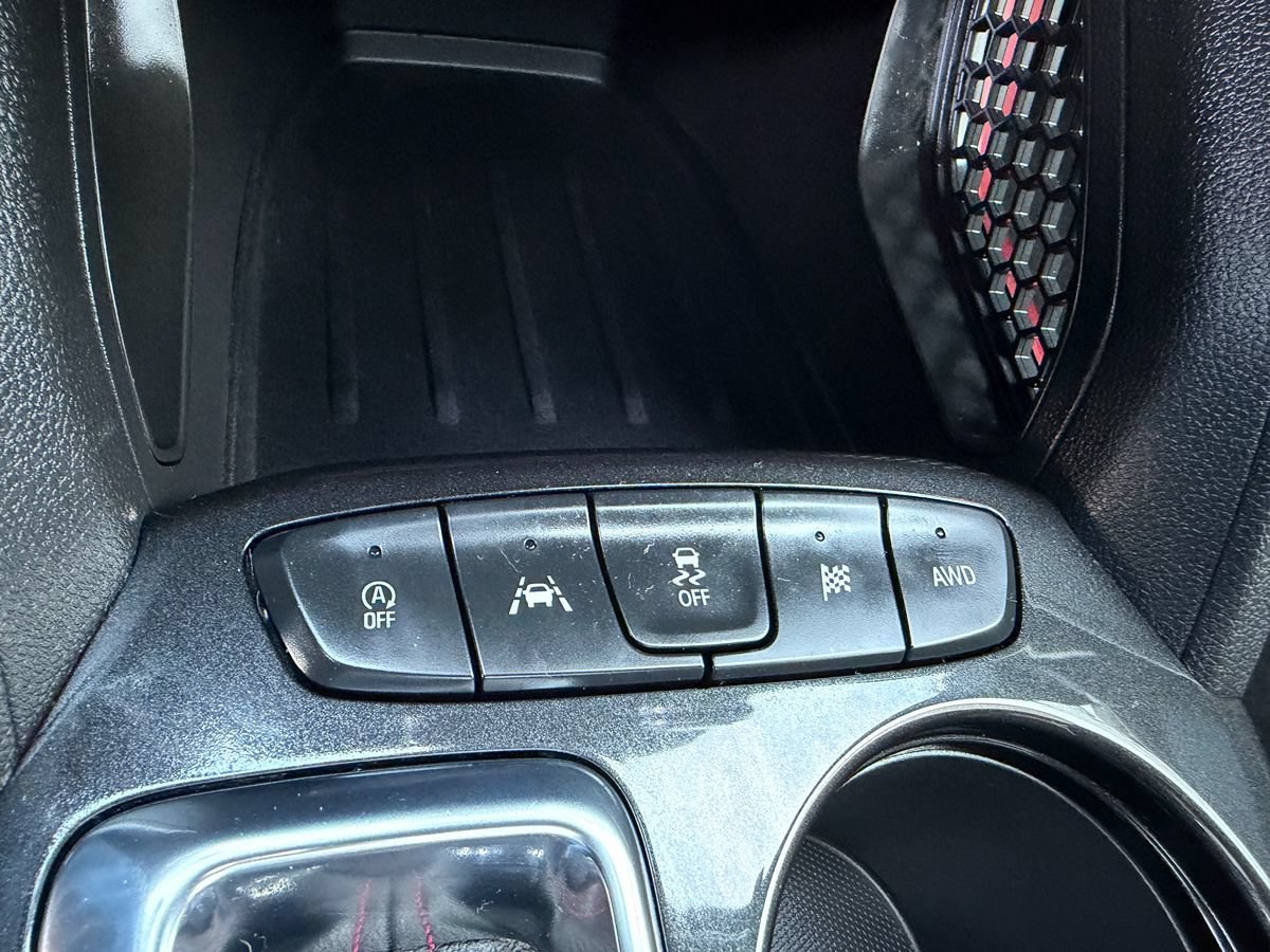 Used 2023 Chevrolet TrailBlazer RS w/ Sun and Liftgate Package AWD/4WD image 20