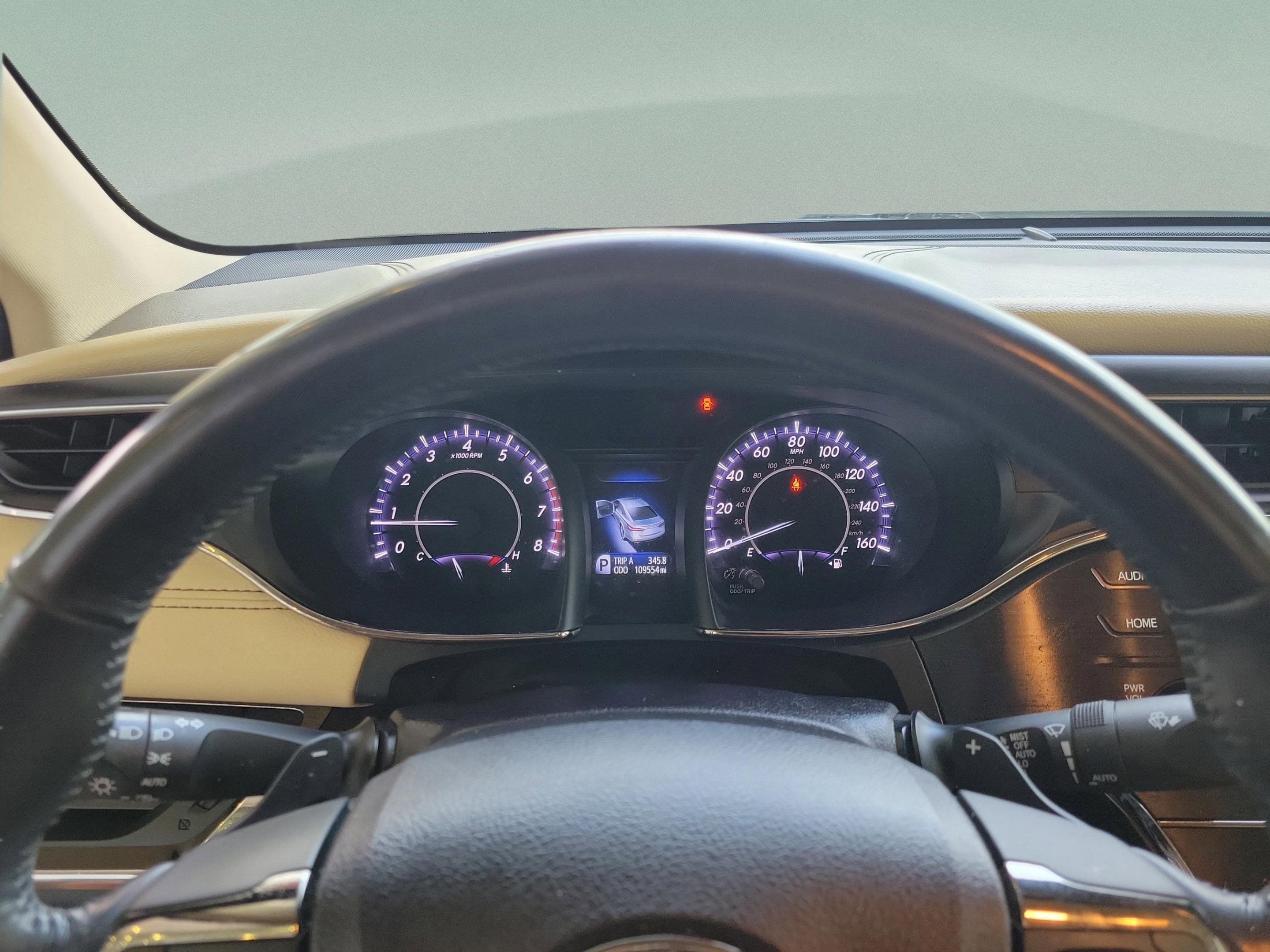 Used 2017 Toyota Avalon Limited FWD image 19