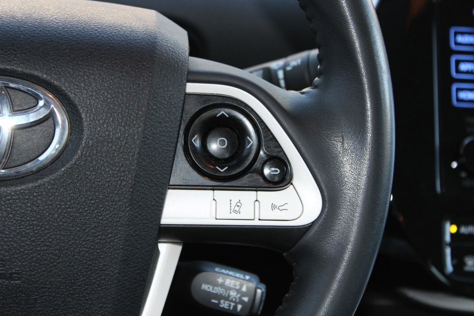 Used 2018 Toyota Prius Prime Plus image 26