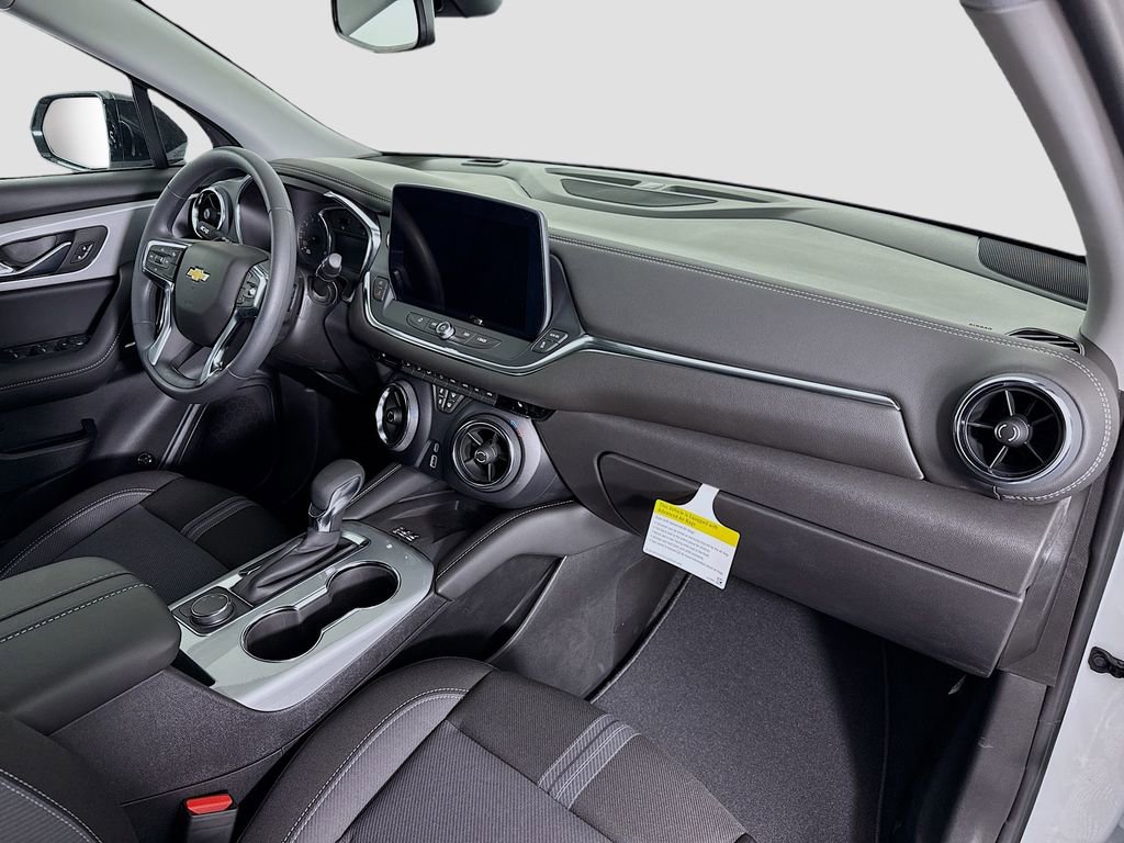 New 2026 Chevrolet Blazer LT w/ Convenience Package image 26