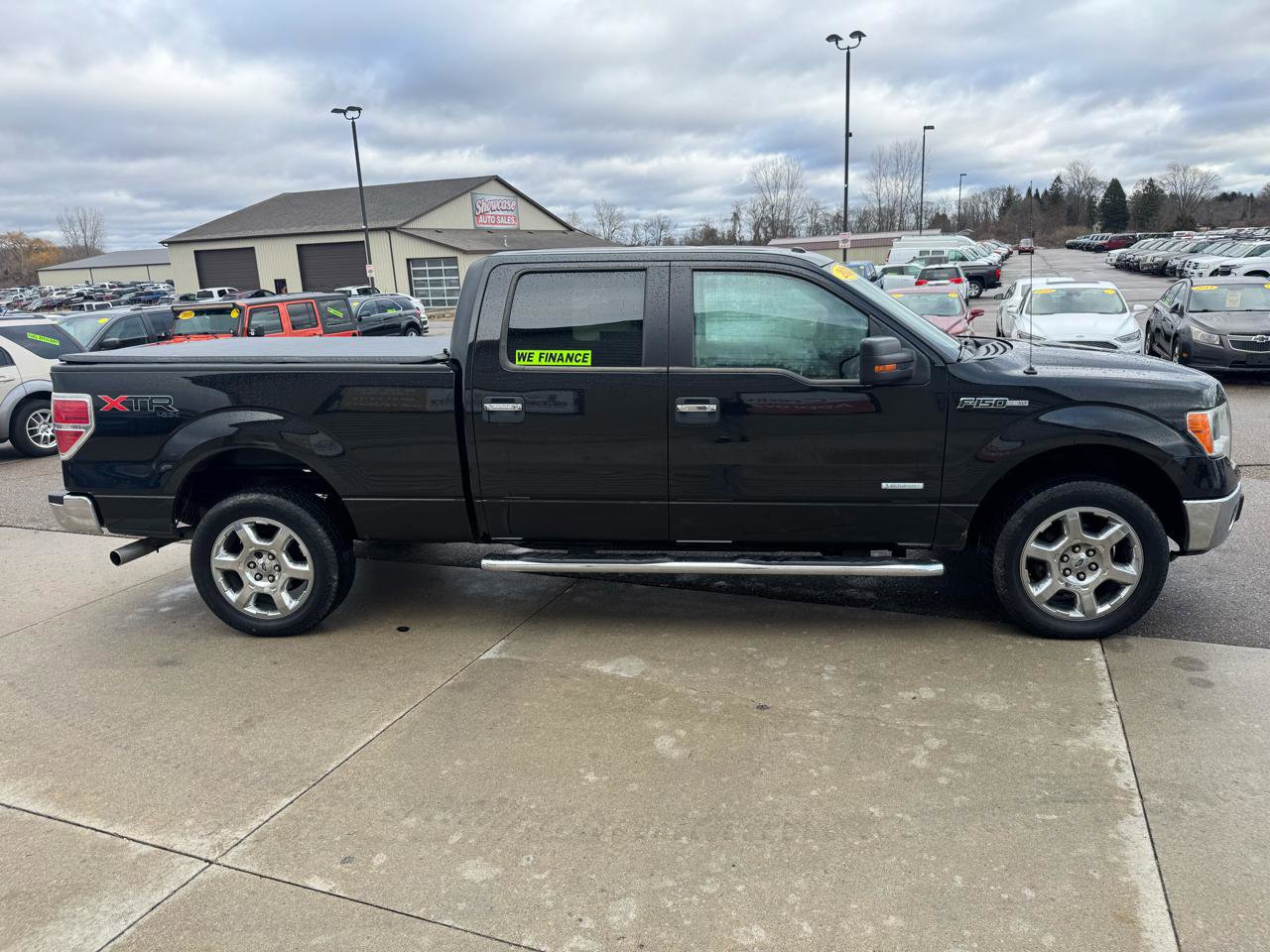 Used 2014 Ford F150 XLT w/ Equipment Group 302A Luxury AWD/4WD image 4