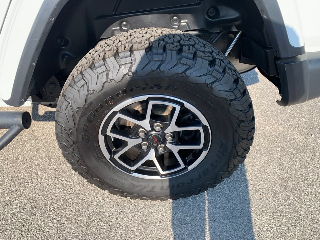 Used 2021 Jeep Wrangler Unlimited Sahara AWD/4WD image 4