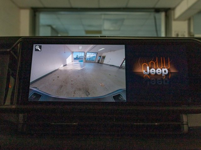 Certified 2024 Jeep Gladiator Sport image 15
