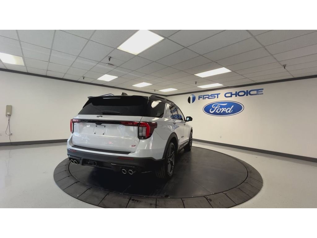 New 2026 Ford Explorer ST w/ Sun And Sound Package image 9