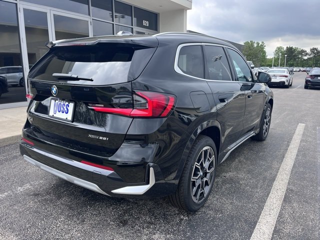 New 2025 BMW X1 xDrive28i w/ Technology Package AWD/4WD image 3