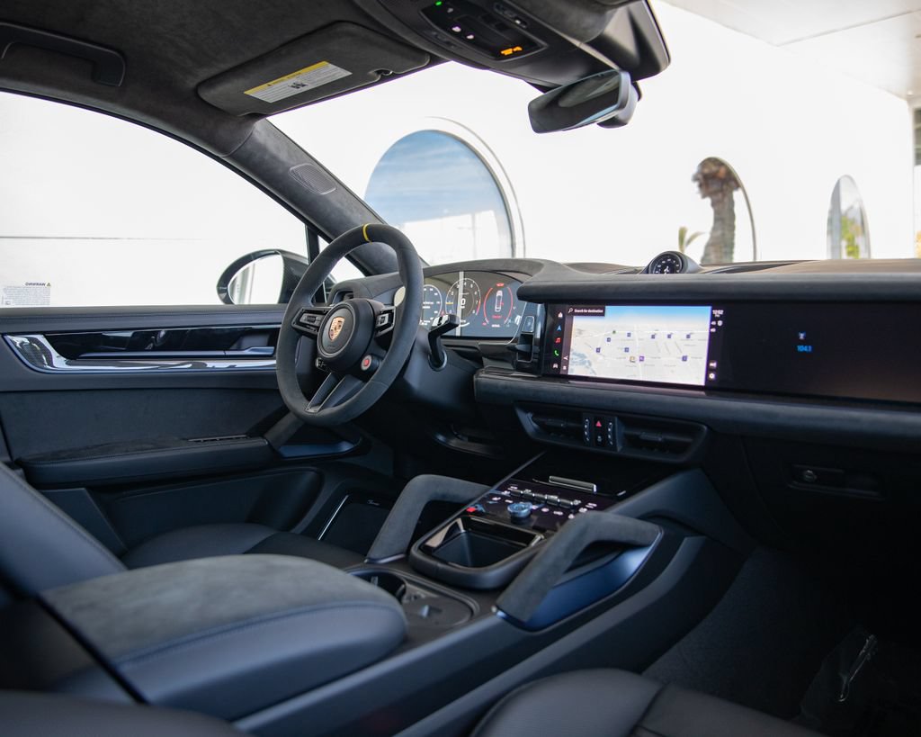 New 2026 Porsche Cayenne Turbo GT AWD/4WD image 26
