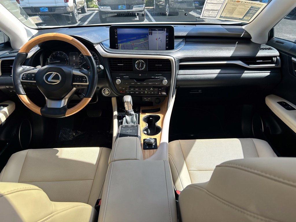 Used 2022 Lexus RX 350L Premium w/ Premium Package AWD/4WD image 11