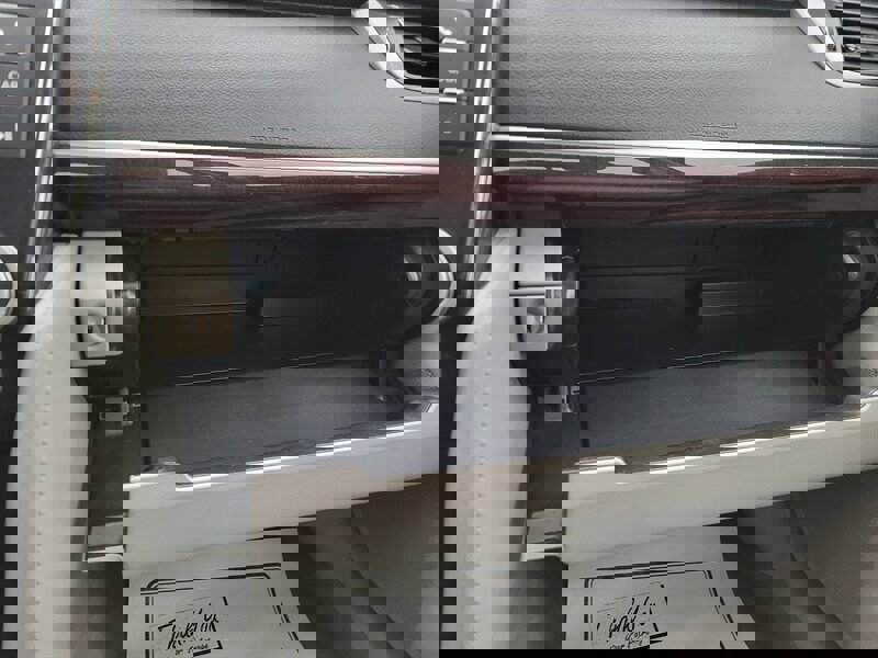 Used 2014 Toyota Camry XLE image 22