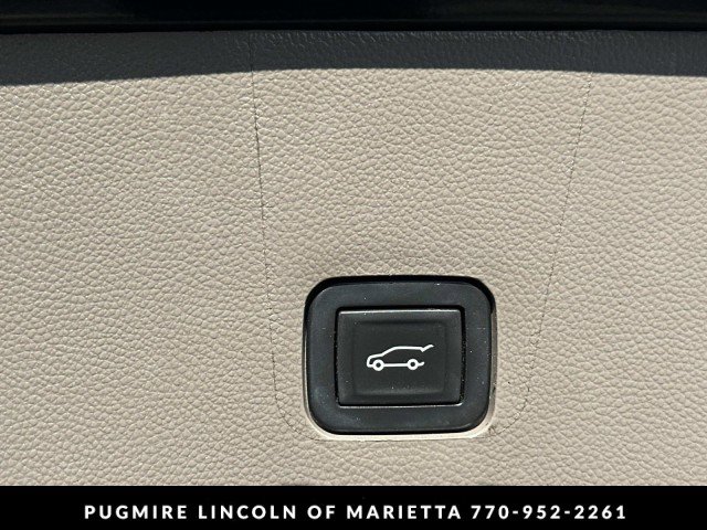 Used 2019 Chevrolet Traverse LT w/ LT Premium Package image 45