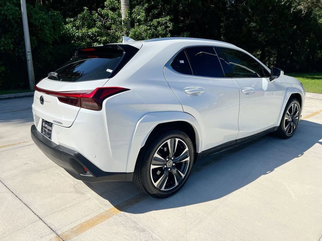 Certified 2024 Lexus UX 250h FWD w/ Premium Package image 7