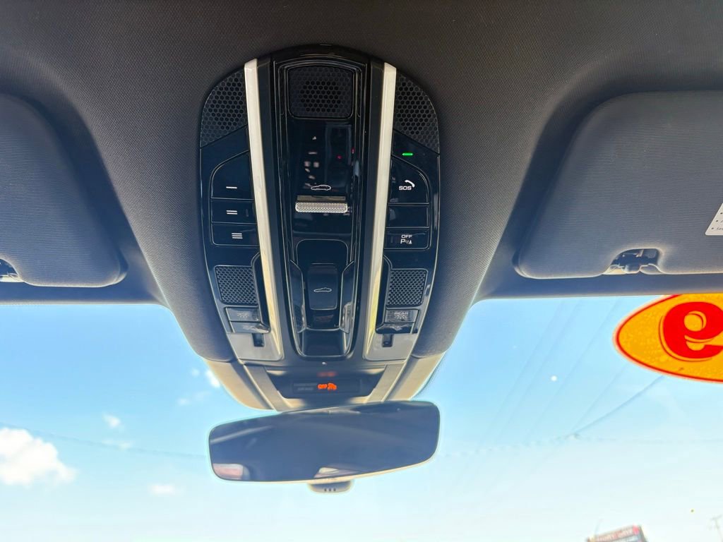 Used 2019 Porsche Cayenne image 15