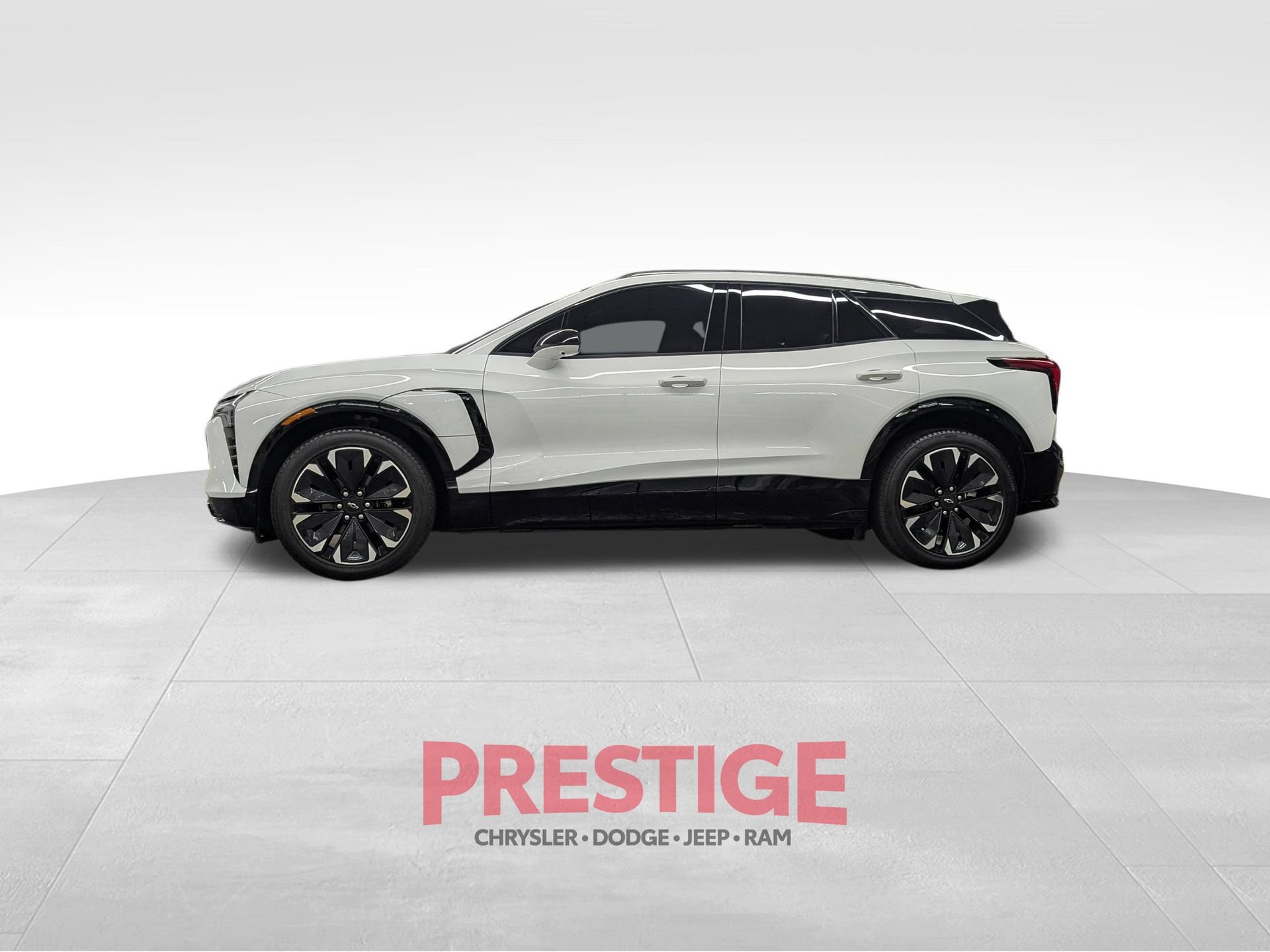 Used 2024 Chevrolet Blazer EV RS RWD image 14