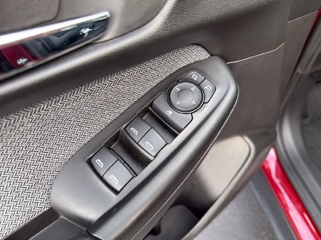 Certified 2024 Chevrolet TrailBlazer LT w/ LT Cold Weather Package FWD image 11
