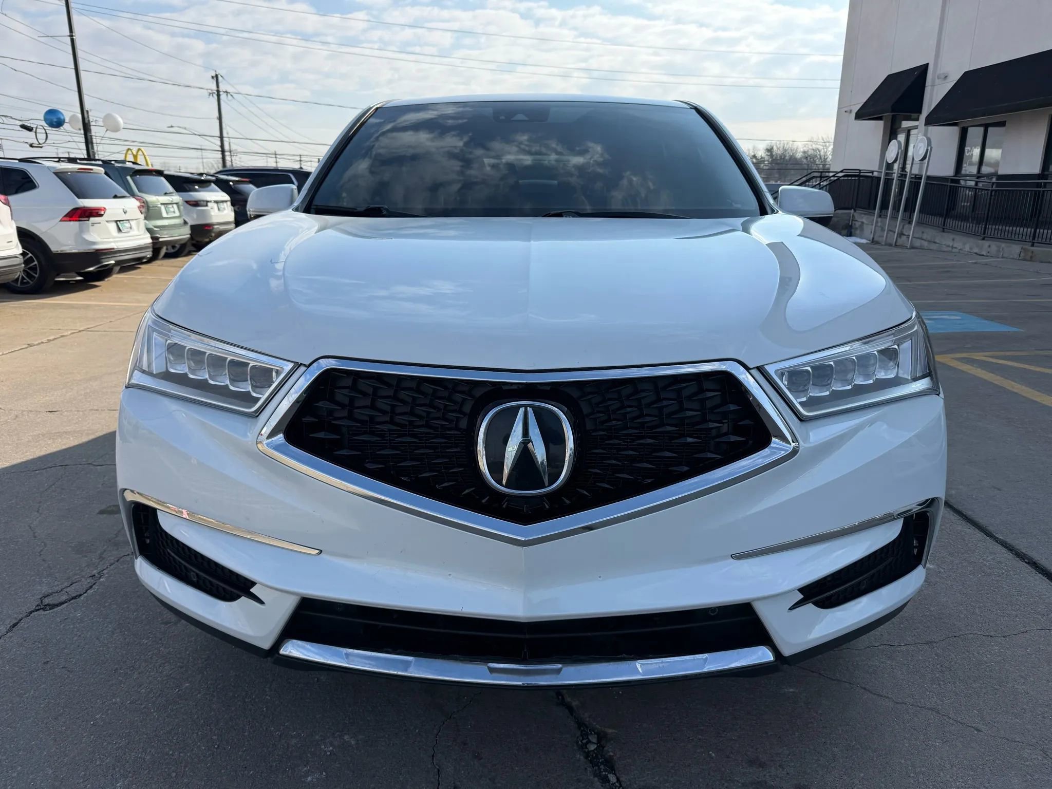 Used 2020 Acura MDX SH-AWD w/ Technology Package image 2