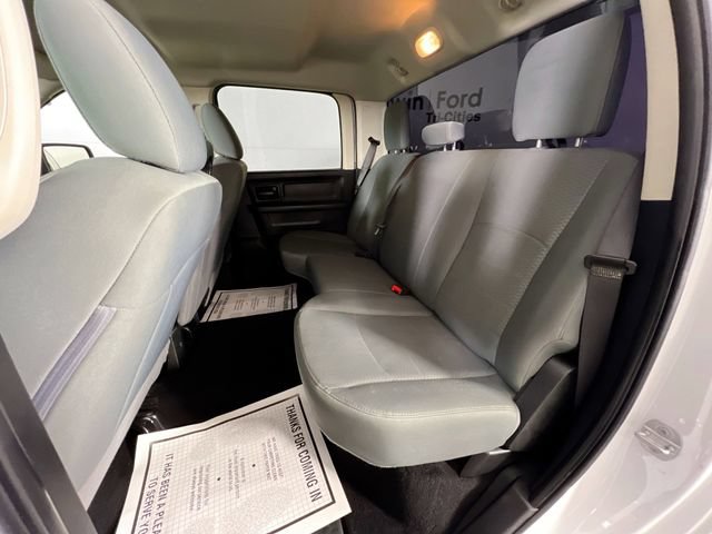Used 2018 RAM 1500 Express w/ Express Value Package AWD/4WD image 28