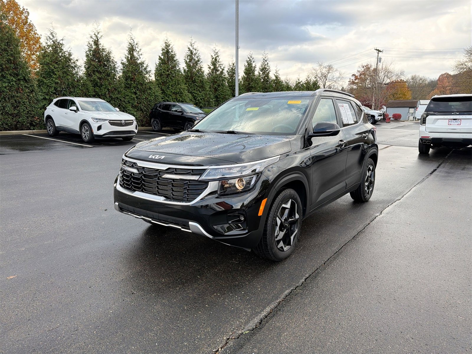 Used 2025 Kia Seltos EX w/ EX Sunroof Package image 4