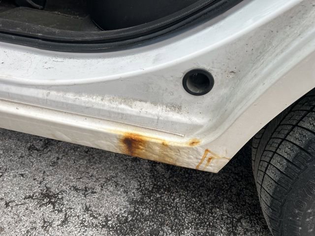 Used 2012 Ford Fusion SEL image 12