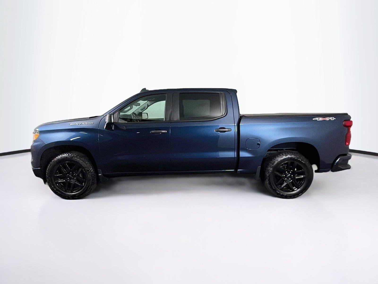 Used 2022 Chevrolet Silverado 1500 Custom AWD/4WD image 8