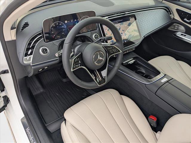 New 2026 Mercedes-Benz E 350 4MATIC Sedan image 3