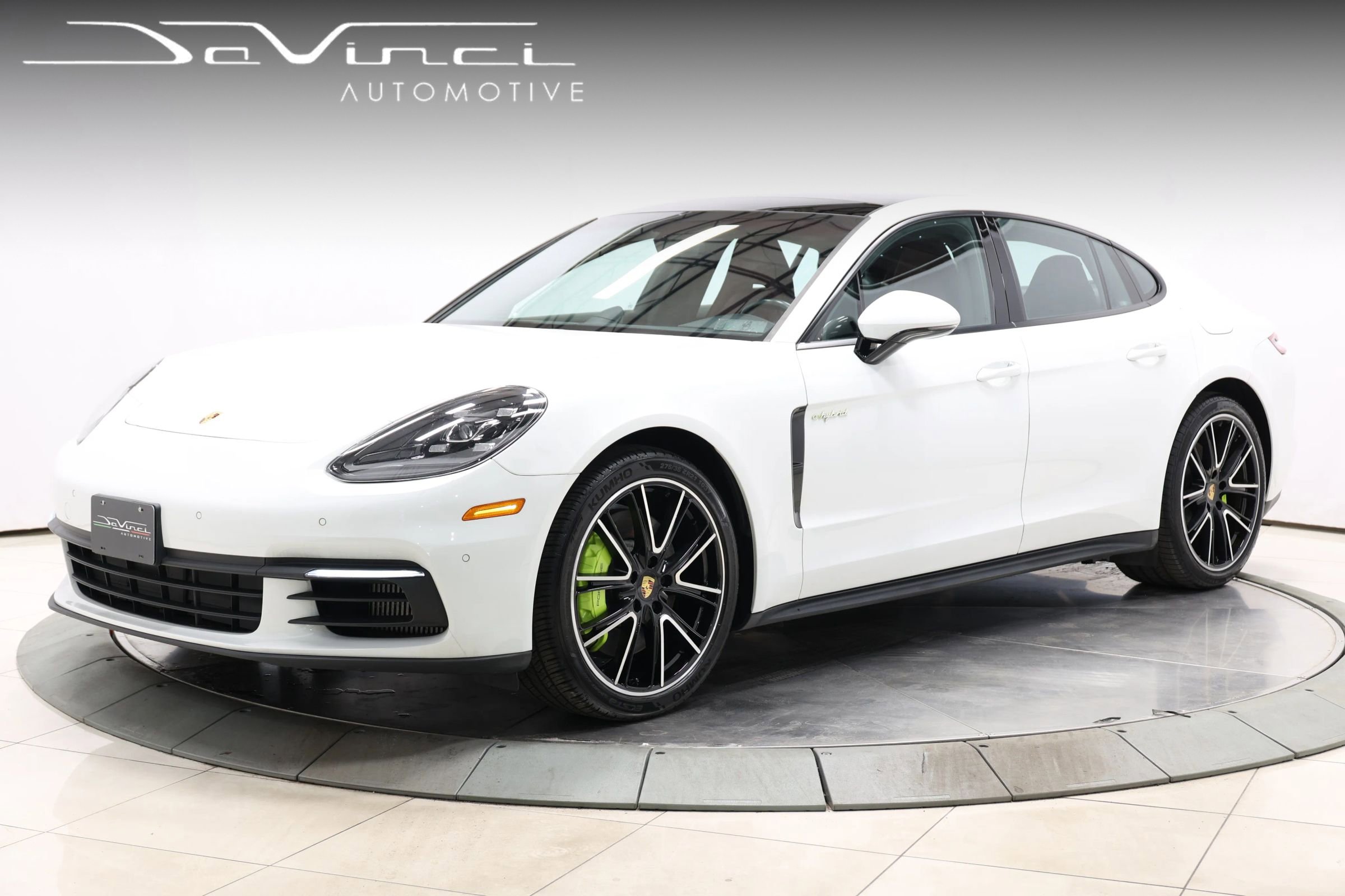 Used 2019 Porsche Panamera 4 AWD/4WD video 1