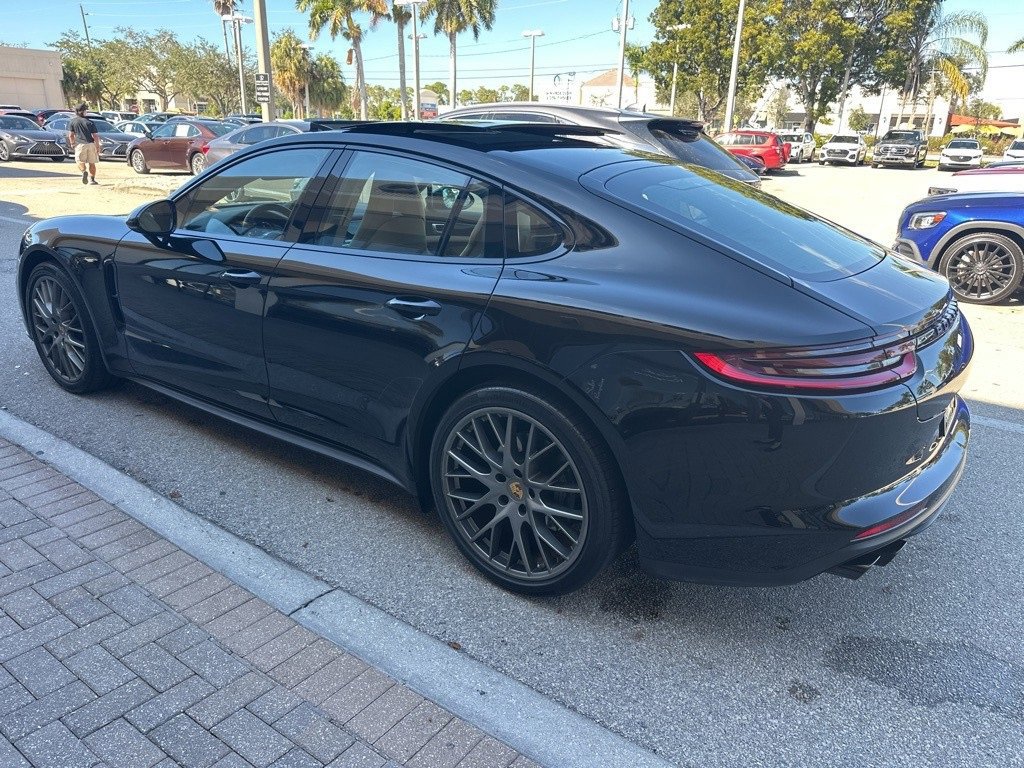 Used 2018 Porsche Panamera 4S image 6