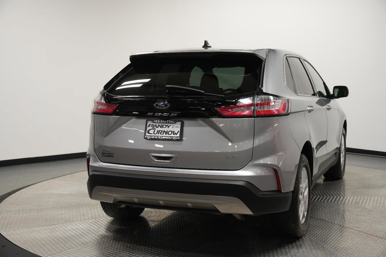 Used 2022 Ford Edge SEL w/ Convenience Package image 7